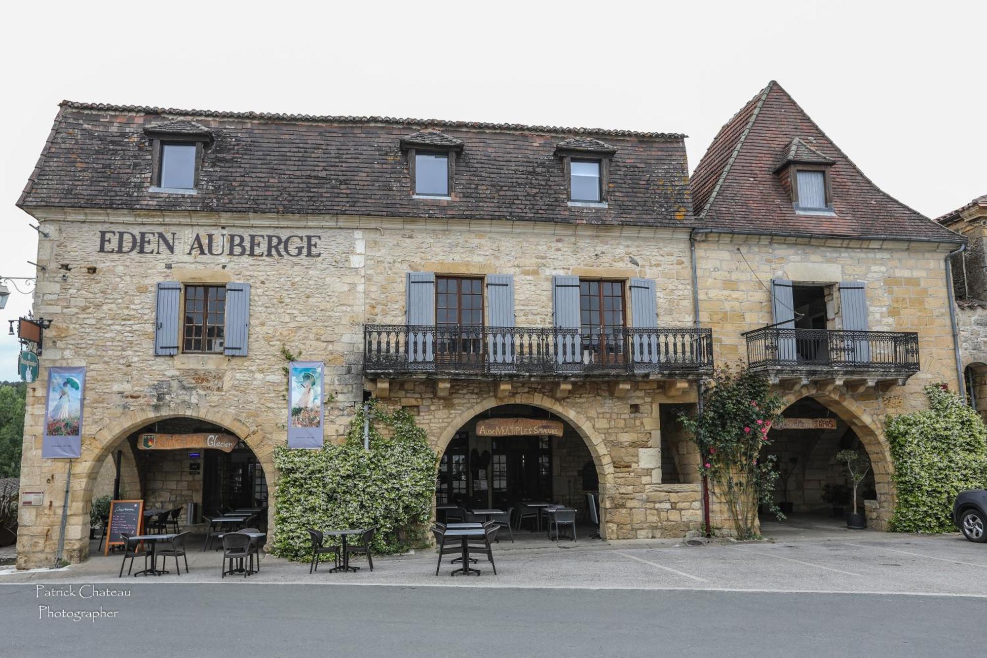 Eden Auberge Villefranche-du-Périgord Exteriör bild
